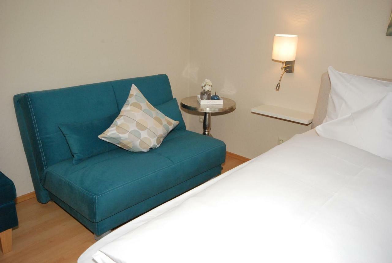 Hotel Colosseum Rheinbollen Luaran gambar