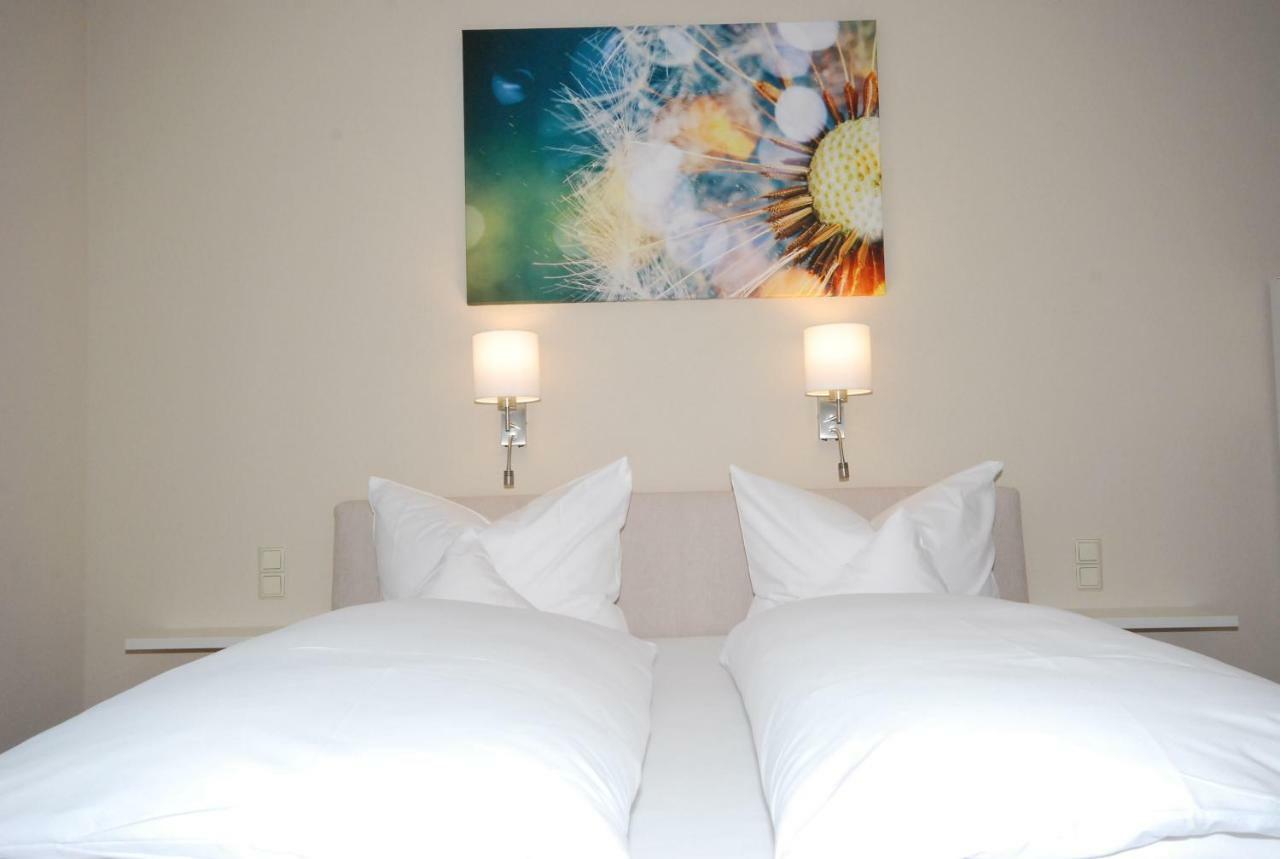 Hotel Colosseum Rheinbollen Luaran gambar