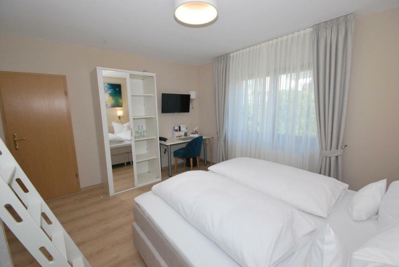 Hotel Colosseum Rheinbollen Luaran gambar